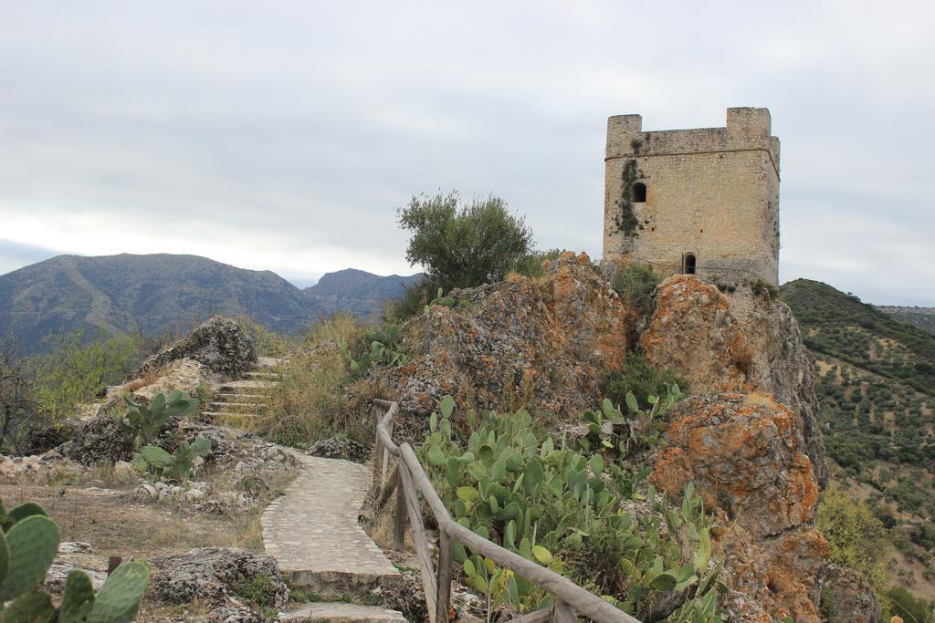 Hostal Rural Marques De Zahara Zahara De La Sierra Exterior photo